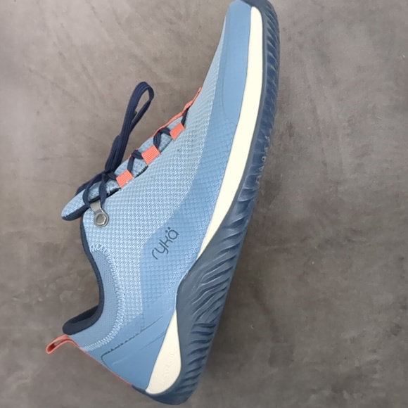 Breathable sneaker 9W - Picture 2 of 5